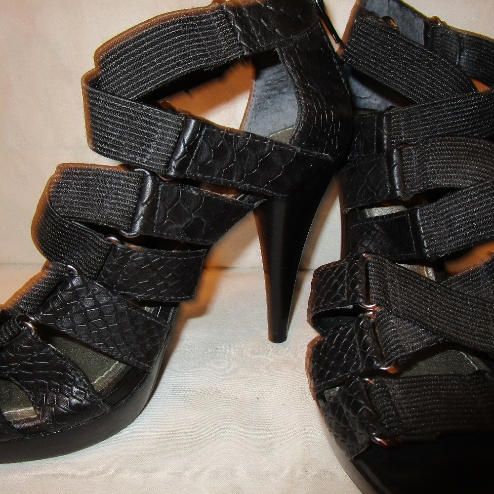 Gianni Bini Heels